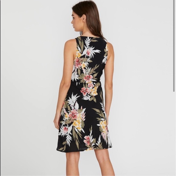 Volcom Wrap Skillz Floral Dress - Picture 2 of 10